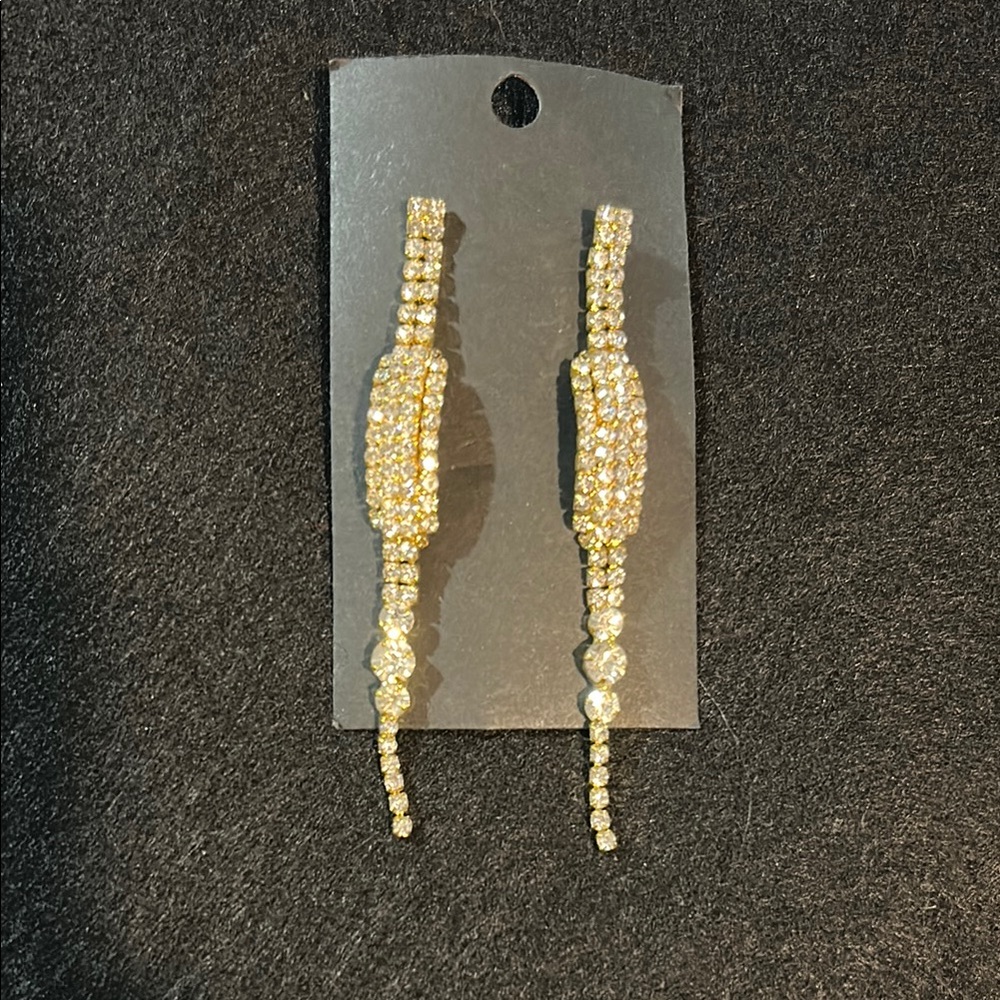 Elegant Gold Dangle Earrings